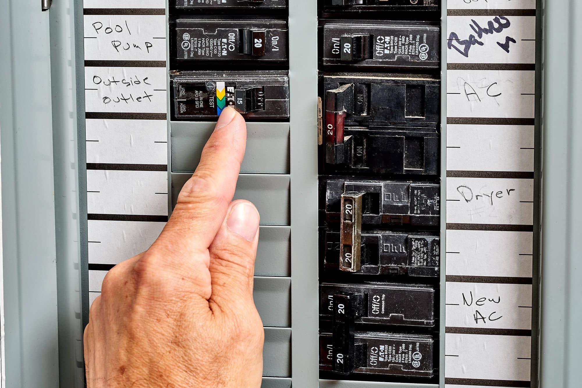install a ground fault circuit breaker 1152716 schema 49a3c2d05de843f781856116a6a505ed